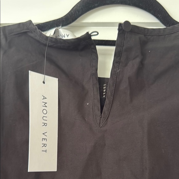 Black Women's Amour Vert Cotton Eyelet Crop Top - Picture 4 of 7